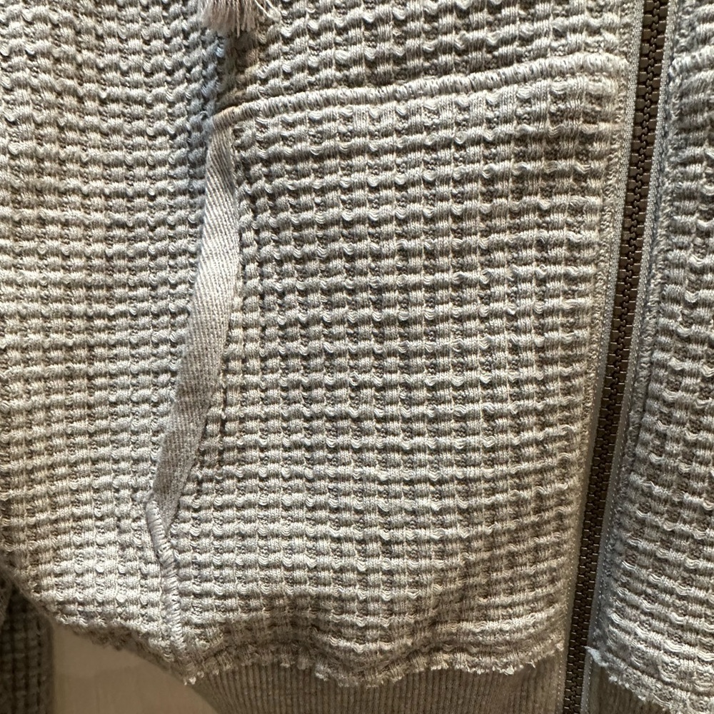 Textured Grey American Eagle Full Zip Hoodie - Picture 4 of 4